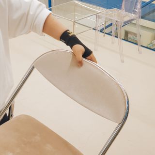 반테린서포터 손목 — 4점을 준 리뷰어가 2021년 5월 올린 사용 사진