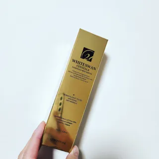 오투에니원 화이트스완 센텔라 루미너스 미스트 세럼 100ml — 5점을 준 리뷰어가 2023년 1월 올린 사용 사진