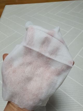 아이수 블루니 몬스터 아기 물티슈 — 3점을 준 리뷰어가 2020년 12월 올린 사용 사진
