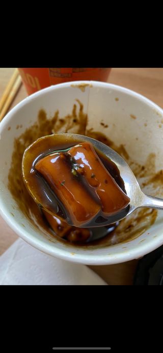 유비쿡 컵떡볶이 매운컵떡볶이2개/ 짜장컵떡볶이 2개  총 4개세트 — 리뷰어가 2021년 5월 올린 사용 사진