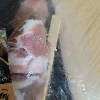 [다물꼬치] 모듬꼬치 10개 +데리야끼소스120g+매운고추소스120g — 2점을 준 리뷰어가 2021년 11월 올린 사용 사진