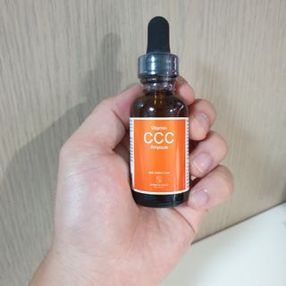 더마 사이언스 비타민 CCC 앰플 기미 브라이트닝 세럼 30ml — 5점을 준 리뷰어가 2021년 8월 올린 사용 사진