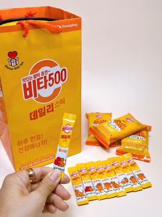 광동생활건강 프리 [광동] VB와 VC를 함유한 멀티 비타민 비타 500 데일리 스틱 180포 — 5점을 준 리뷰어가 2022년 6월 올린 사용 사진