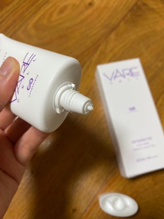 바르셀 톤업 무기자차 자외선차단제 순한 선크림 인텐시브 선 젠 50ml — 5점을 준 리뷰어가 2021년 11월 올린 사용 사진