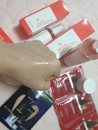 아이앤립 / EYENLIP 아이앤립 연어오일 리바이탈라이징 토너+앰플+크림 3종 세트 — 5점을 준 리뷰어가 2021년 7월 올린 사용 사진