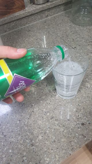 몽베스트 Montbest with Sparkling water Lemon OR Lime 20병(랜덤) — 4.5점을 준 리뷰어가 2022년 9월 올린 사용 사진