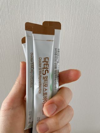 닥터s 멀티포스트바이오틱스 — 5점을 준 리뷰어가 2021년 3월 올린 사용 사진