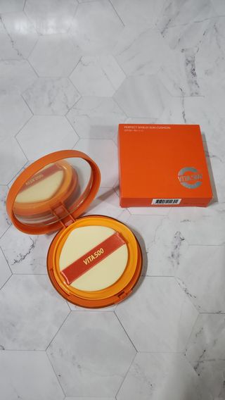 광동생활건강 MF[광동] 비타500✨주름개선·미백·SPF50+🌞퍼펙트쉴드 빅 선쿠션 본품 — 5점을 준 리뷰어가 2024년 5월 올린 사용 사진