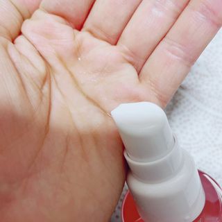 썸헤어 / SUMHAIR 썸헤어 실키 테라피 헤어 에센스 — 5점을 준 리뷰어가 2021년 4월 올린 사용 사진