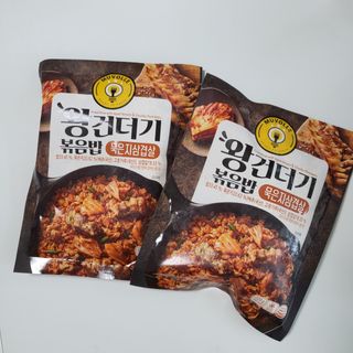 한성기업 무볼레 왕건더기 볶음밥 묵은지삼겹살 — 5점을 준 리뷰어가 2021년 10월 올린 사용 사진