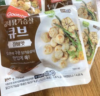 굽네몰 굽네 닭가슴살 큐브 3종 9팩 — 5점을 준 리뷰어가 2021년 11월 올린 사용 사진
