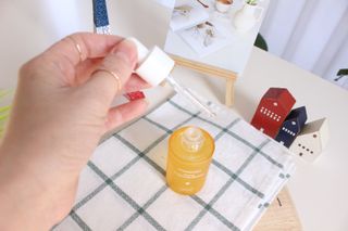 체르엠 스템앤셀 비타민 브라이트닝 에센스 30ml 1개 — 5점을 준 리뷰어가 2022년 2월 올린 사용 사진