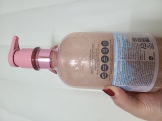 벨먼 내추럴스파 수분광채 스크럽 바디워시 600ml 5종 — 5점을 준 리뷰어가 2022년 5월 올린 사용 사진
