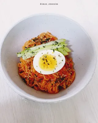 [한면원] 비빔국수 2인분 — 5점을 준 리뷰어가 2022년 8월 올린 사용 사진