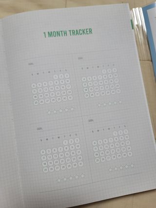 리훈 2023년 아이라이크 모눈 다이어리 미니달력 세트 — 5점을 준 리뷰어가 2022년 12월 올린 사용 사진