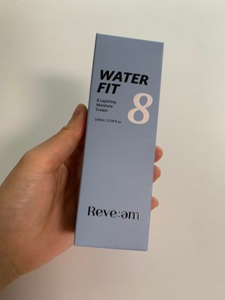 나우 [리브엠]피부 속부터 겹겹이, 촘촘하게! 워터핏8중 수분착붙 크림 — 5점을 준 리뷰어가 2024년 12월 올린 사용 사진