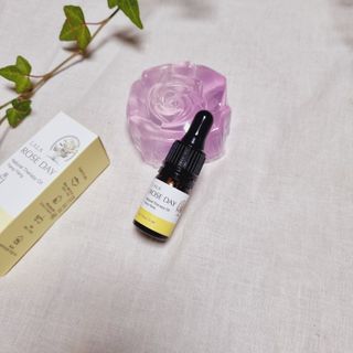 라라로즈데이 시즌2 천연 아로마오일 Y존 케어 속옷향수 이너퍼퓸 5ml  여성의 자존감을 UP시키자 — 4점을 준 리뷰어가 2021년 8월 올린 사용 사진