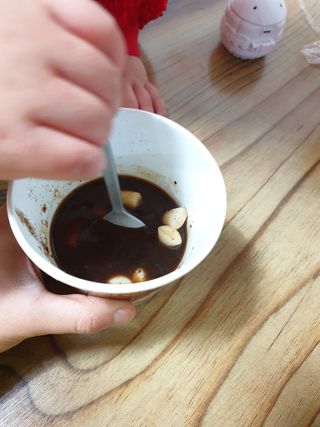 유비쿡 컵떡볶이 매운컵떡볶이2개/ 짜장컵떡볶이 2개  총 4개세트 — 5점을 준 리뷰어가 2021년 3월 올린 사용 사진