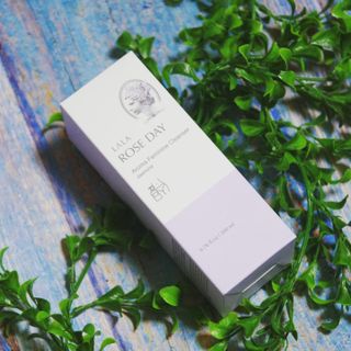 라라로즈데이 시즌2 여성청결제 200ml 아로마 페미민 클렌저, 독일더마인증 — 5점을 준 리뷰어가 2021년 8월 올린 사용 사진