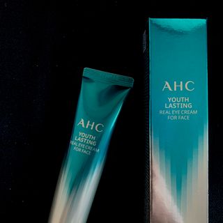 [NEW 탄력유턴 아이크림] AHC 유스 래스팅 리얼 아이크림 포 페이스 — 5점을 준 리뷰어가 2021년 2월 올린 사용 사진