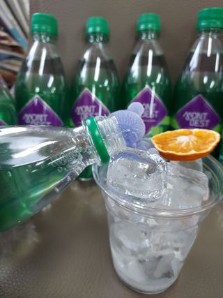 몽베스트 Montbest with Sparkling water Lime20병 — 5점을 준 리뷰어가 2023년 3월 올린 사용 사진