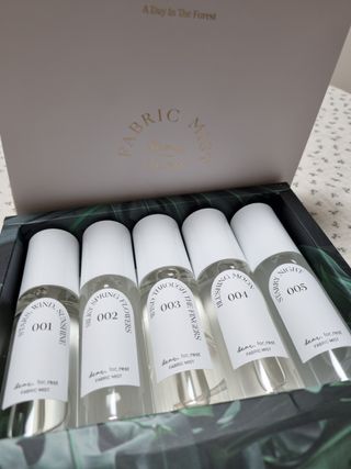디어포레스트 [5개세트] 숲속의 하루 패브릭미스트 (섬유향수/ 룸스프레이) 50ml 5개 — 4점을 준 리뷰어가 2022년 9월 올린 사용 사진