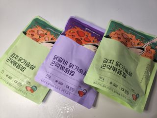 [푸딩팩토리] 요잇조잇 닭갈비 닭가슴살/김치 닭가슴살 곤약볶음밥 2종 (김치볶음밥 2개 닭갈비 볶음밥 1개) — 5점을 준 리뷰어가 2022년 7월 올린 사용 사진