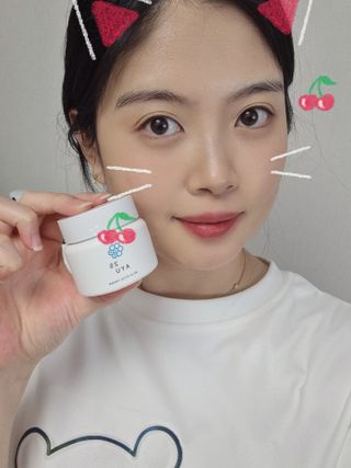 AYU25[아유트웬티파이브]다마스크로즈워터 베이스 천연 수분 촉촉 크림 — 5점을 준 리뷰어가 2021년 4월 올린 사용 사진