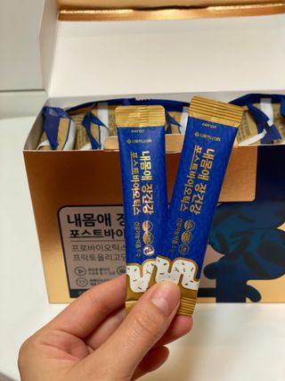 서울약사신협_내몸애장건강포스트바이오틱스_5gx100포 — 5점을 준 리뷰어가 2021년 10월 올린 사용 사진