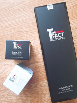 The Fact [5 IN 1] 더 팩트 내추럴 에스에프엔 에이틴 스킨토너 — 5점을 준 리뷰어가 2021년 2월 올린 사용 사진
