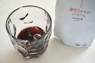 클린24시간 1BOX(5포) + 전용보틀(500ml) — 4점을 준 리뷰어가 2022년 10월 올린 사용 사진