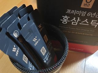 [푸름웰니스] 프리미엄 6년근 홍삼스틱 3mg x 100포 — 5점을 준 리뷰어가 2022년 3월 올린 사용 사진
