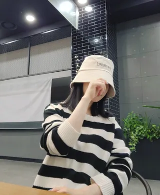 [스테이피플] STAYPEOPLE BUCKET HAT (IVORY) — 5점을 준 리뷰어가 2022년 9월 올린 사용 사진