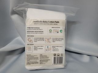 디어엘로디 프리미엄 유기농 유아 솜티슈 40매 3Pack +60매 1Pack 혼합형 — 4점을 준 리뷰어가 2021년 4월 올린 사용 사진
