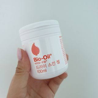 바이오오일 [바이오-오일] 드라이 스킨 젤 100ml — 5점을 준 리뷰어가 2021년 6월 올린 사용 사진