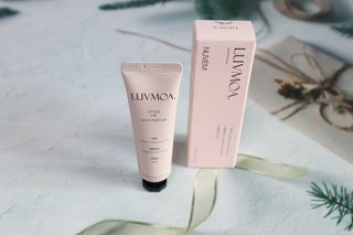 러브모아 향수 고체향수 승무원 고체향수 바르는 향수 니치향수 도손 우드세이지 앤 씨솔트 — 5점을 준 리뷰어가 2022년 11월 올린 사용 사진