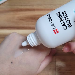 리더스코스메틱 리더스 카밍 바이오틱스 #1등 진정 기획세트 [에센스 워터150ml + 크림 마스크80ml] — 5점을 준 리뷰어가 2022년 8월 올린 사용 사진