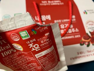 농업회사법인조은 유기농 석류 NFC 착즙주스 70ml 30포 — 5점을 준 리뷰어가 2021년 10월 올린 사용 사진