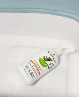 에티튜드 천연 욕실 클리너 시트러스제스트 향 (800ml) — 5점을 준 리뷰어가 2022년 9월 올린 사용 사진