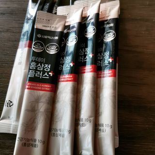 서울약사신협_투데이홍삼정플러스스틱_10g x 30포 — 4점을 준 리뷰어가 2021년 7월 올린 사용 사진