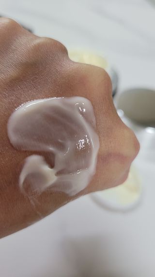 소담스퀘어 상암 라디셀 인텐시브 큐어 크림 50ml — 4점을 준 리뷰어가 2022년 11월 올린 사용 사진
