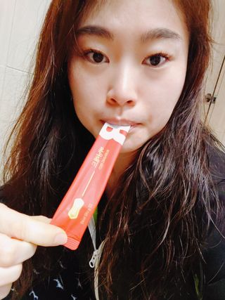 디오르 버닝레드 — 5점을 준 리뷰어가 2022년 2월 올린 사용 사진