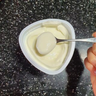 떠먹는불가리스 마이플레인 요거트 435g 6개입 — 5점을 준 리뷰어가 2021년 3월 올린 사용 사진