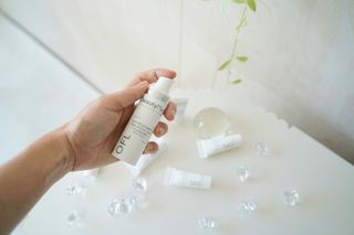 프랑스 뷰티메드 OFL 리밸런싱 케어 세럼 30ml (OFL 크림 5ml*5개 증정) — 4.5점을 준 리뷰어가 2022년 8월 올린 사용 사진