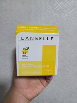 랑벨 비타 에너지 잡티 앰플 패드 65매 (투명하고 밝은 얼굴 광채패드) — 5점을 준 리뷰어가 2022년 5월 올린 사용 사진