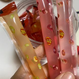 젤리벨리 젤리스틱 어쏘티드 900g — 4점을 준 리뷰어가 2022년 8월 올린 사용 사진