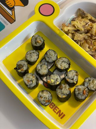 해풀잎 누구나 김밥*1ea [(혼합야채 35g *1ea,  김밥김 (5g, 5ea),  양념간장 (6g, 5ea), 참기름(5g, 2ea)] — 5점을 준 리뷰어가 2022년 8월 올린 사용 사진