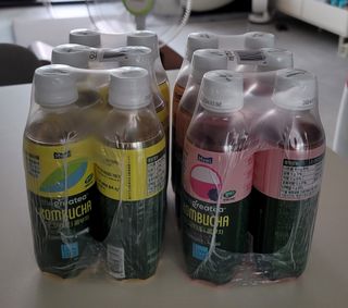 더그레잇티 콤부차 [매일유업] 더그레잇티 44kcal 콤부차 300ml *12개입 (오리지널 6개+베리리치 6개) — 4점을 준 리뷰어가 2023년 8월 올린 사용 사진