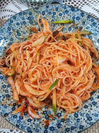 [한면원] 비빔국수 2인분 — 5점을 준 리뷰어가 2022년 8월 올린 사용 사진
