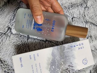 라쿰 북해도 헤어퍼퓸 (헤어에센스/오일) 100ml — 5점을 준 리뷰어가 2023년 4월 올린 사용 사진
